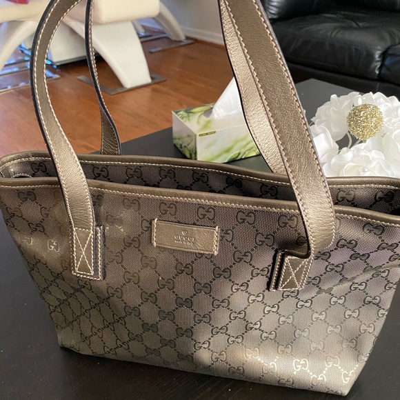Gucci Handbags - authentic Gucci bag in perfect condition